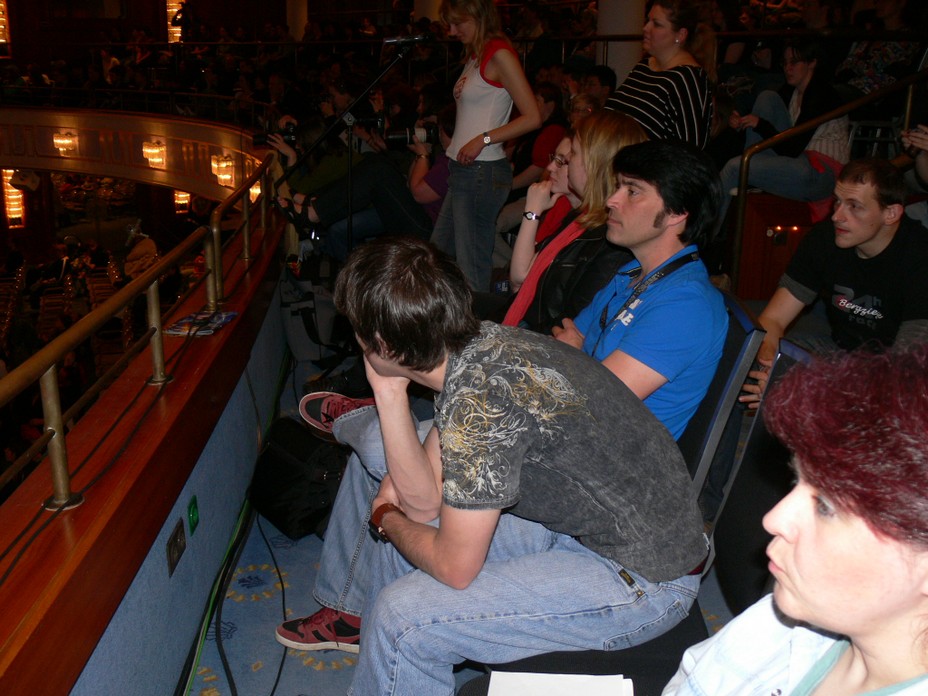 Patrick Bell (Xon) and James Cawley (Kirk) watching the FedCon events on stage